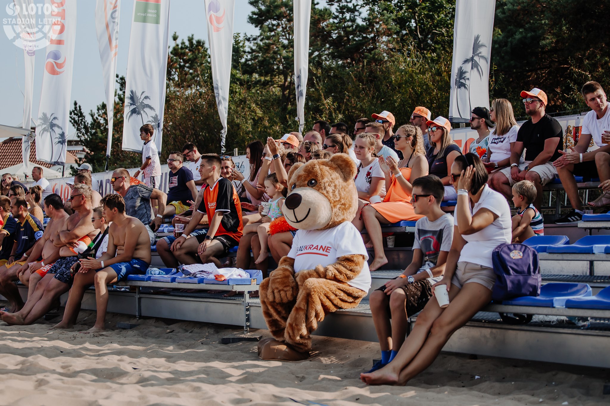 Nasze stroje reklamowe pracują dla Ciebie Miś Szaluś Baukrane